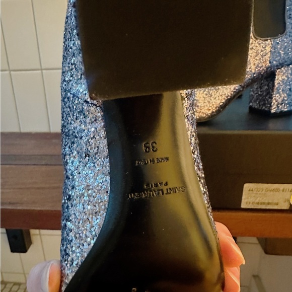 Brand new Saint Laurent Glitter Chelsea Boots, never worn! - Picture 2 of 12